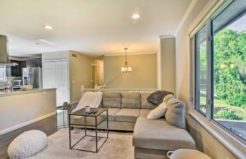 West Bloomfield Casa | Pet-Friendly Michigan Home 5 Mi to State Park!
