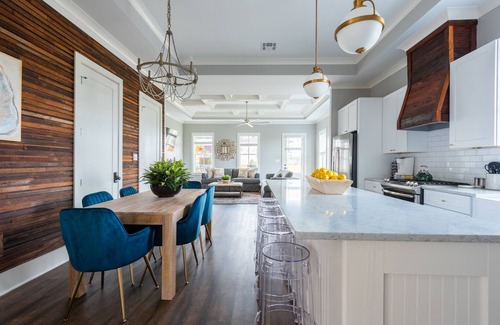 Mid-City Casa | Spacious Southern Louisiana Escape Near Street Car.