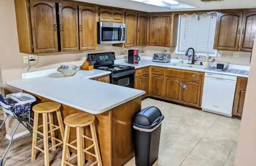 Cottonwood-Verde Village Casa | Pet Friendly Mountain View Near Sedona with Fenced Backyard