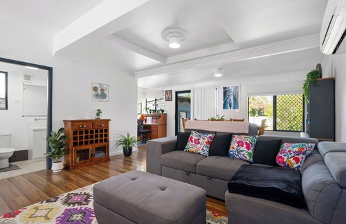 South Boulder Casa | Pet Friendly ~Netflix ~10min Airport ~ BBQ+Dining