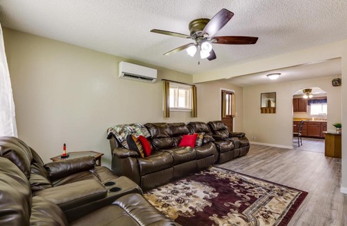 Celina Casa | Pet-Friendly Ohio Escape with Deck and Community Dock!