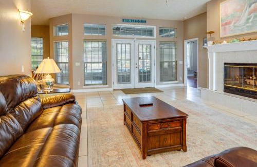 Thomas Drive Casa | Pet-Friendly Panama City Beach Home Near Beaches!