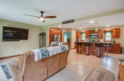 Bloomfield Township Casa | Pet-Friendly Pennsylvania Home - Pond, Deck & Bar!