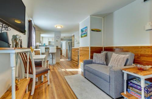 South Pensacola Casa | Pet-Friendly Pensacola Home with Patio and Yard!