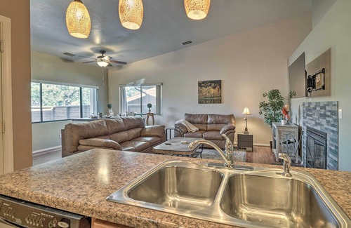 Prescott Casa | Pet-Friendly Prescott Townhome w/ Fireplace!
