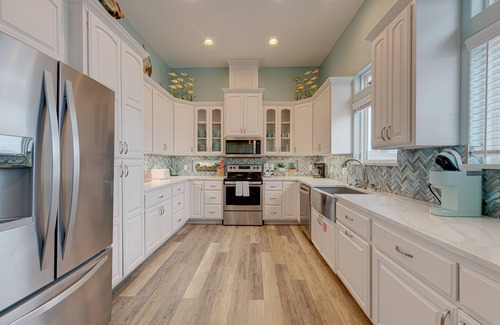 Safe Harbor Casa | Pet friendly, Private pool, EV charger