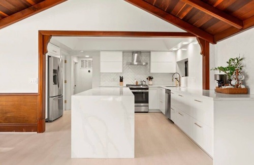 Los Gatos Casa | Villa Bacara - Redwood Retreat with pool