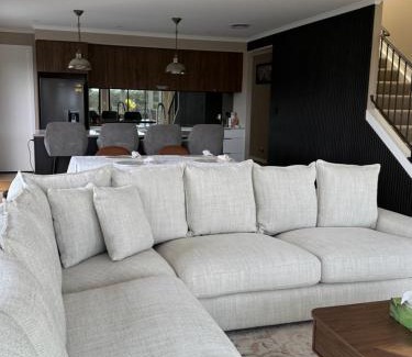 Karaka Casa | Pet Friendly Riverfront Minimalist Karaka Stay Prime Location