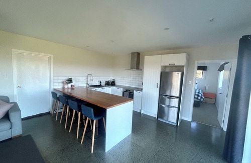 Papakura Otro | Pet Friendly Rural Paradise - Only Available until Mid November 2025
