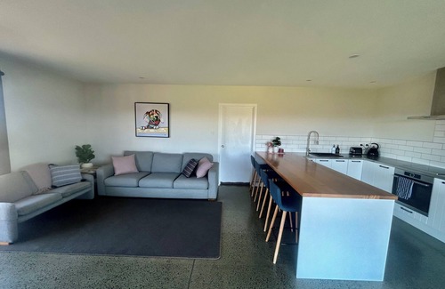 Papakura Otro | Pet Friendly Rural Paradise - Only Available until Mid November 2025