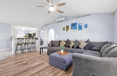 Sunridge Woods Casa | Pet-Friendly | Saltwater Pool, Hot Tub & BBQ