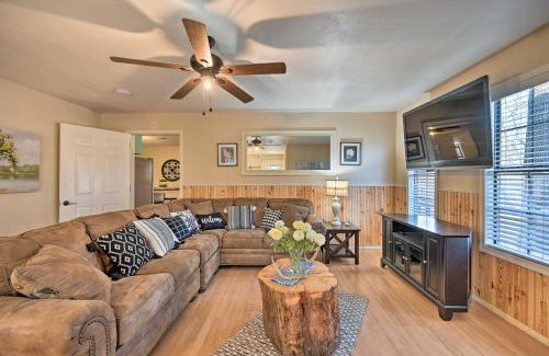 Broken Bow Casa | Pet-Friendly Shady Oaks Broken Bow Gem with Patio!