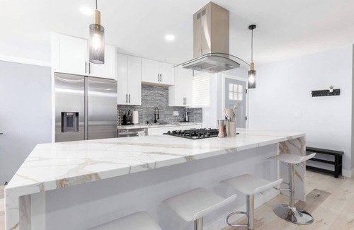 Clairemont Mesa Casa | Pet-Friendly SoCal Retreat Near Beach 3BD 2BA