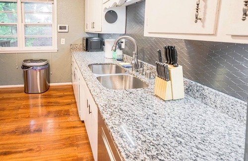 Highland Casa | Pet-Friendly St Paul Home: Fireplace & Office Area
