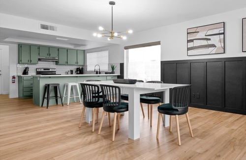 Covey Casa | Pet-friendly stylish retreat with private pool, spa, ping pong, foosball + more!