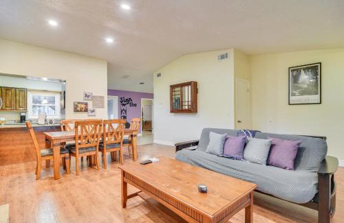 Oldsmar Casa | Pet-Friendly Tampa Bay Getaway Walk to the Water!