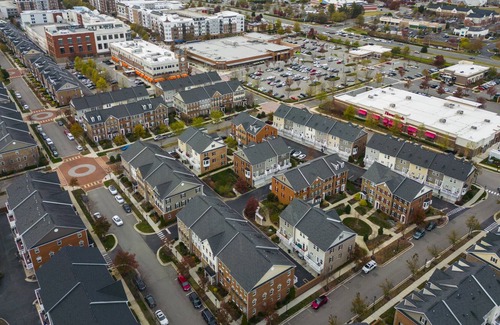 Richmond Casa | Pet-friendly Townhouse in the center of Short Pump