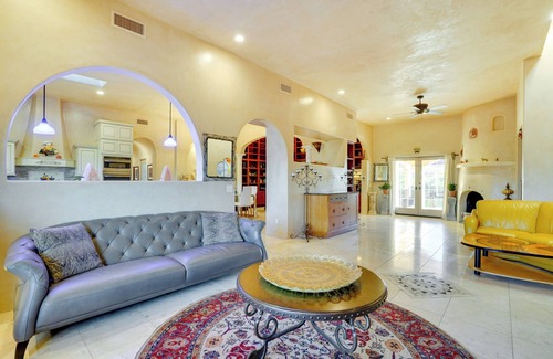 Houghton Cabaña | Pet-friendly Tucson Vacation Rental w/ Huge Yard!
