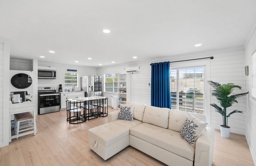 Gulf Lagoon Beach Apartamento | Pet Friendly! Hot Tub! Sleeps Six!