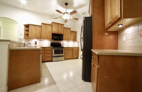 Cocoa Casa | Pet Friendly Vacation Home near Disney/Beaches