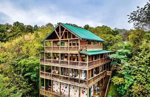 Sevierville Apartamento | Pet-Friendly, Views, Hot Tub, WIFI, Game Room
