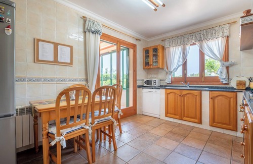Son Antem Villa | Villa Mallorca Paradise con vistas a la montaña, piscina, jardín y Wi-Fi, admite mascotas