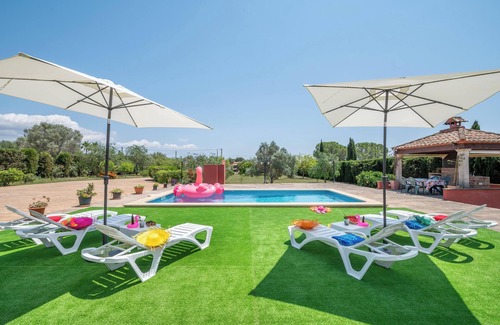 Son Antem Villa | Villa Mallorca Paradise con vistas a la montaña, piscina, jardín y Wi-Fi, admite mascotas