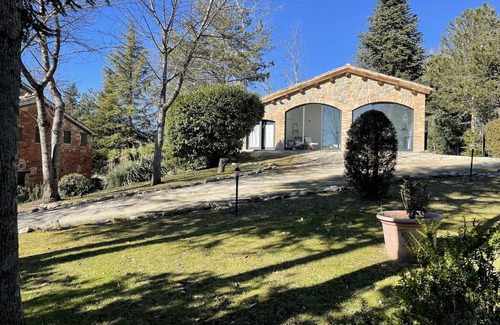 Amandola Villa | Villa que admite mascotas con jardín