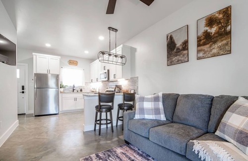 Fredericksburg Casa | Pet Friendly W/hot-tub-six Minutes to Downtown!
