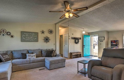 Wa Keeney Casa | Pet-Friendly WaKeeney Home w/ Game Room & Grill!