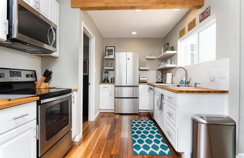 Cottonwood Apartamento | Encantador Old Town Cottonwood Penthouse! SUPER LIMPIO CERCA DE SEDONA Y JEROME!