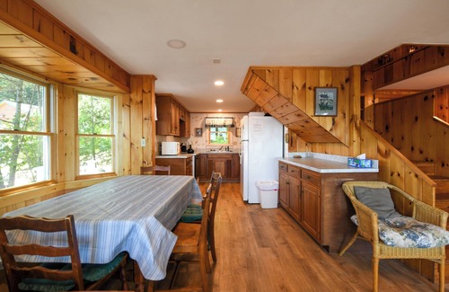 Raymond Cabaña | Pet-friendly waterfront cottage just 26' from the shore of Panther Pond!