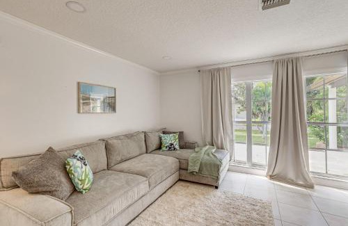 Echo Lake Casa | Pet-Friendly West Palm Beach Home with Pool!