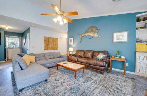 Silver Lake Casa | Pet-Friendly Wilmington Home with Fenced Yard!