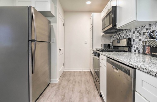 York Casa | Pet-Friendly York Home w/ Patio & Yard