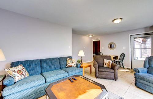 Poland Casa | Pet-Friendly Youngstown Cottage with Yard