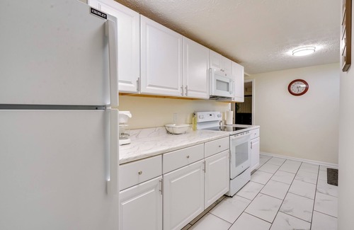 Zanesville Apartamento | Pet-Friendly Zanesville Haven w/ Game Room!