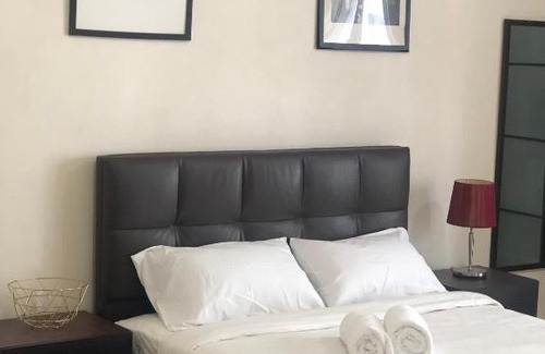 Medan Tuanku Apartamento | Petal airbnb