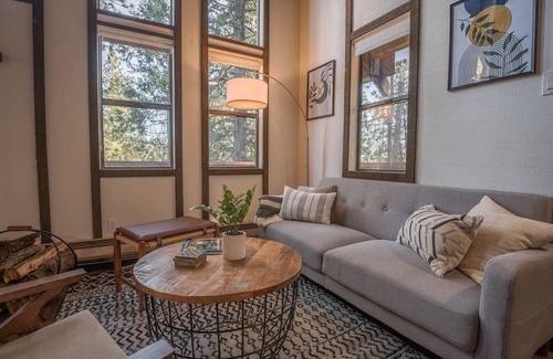 Glencoe Cabina | Petal Pines A-Frame w/ Heat & AC