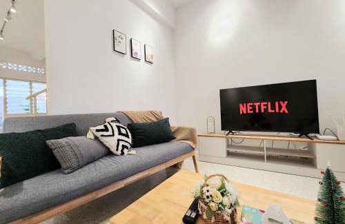 Petaling Jaya Casa | Petaling Jaya SS17 Landed Home 5 Bedrooms for up to 18pax, Eastin Hotel, Jaya One, University Malaya,TTDI, Phileo Damansara