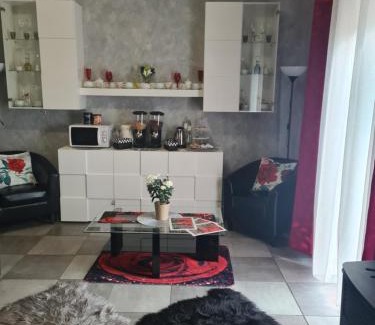 Pegognaga Apartamento | Petalo rosso