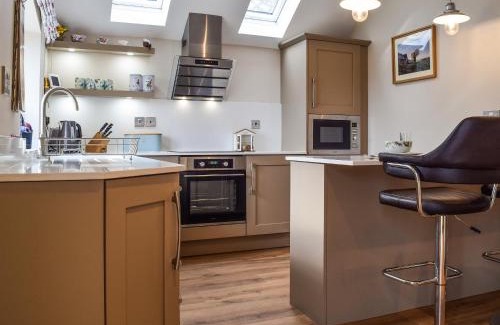 Swadlincote Casa | Petals Cottage