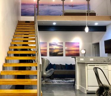 Petaluma Apartamento | Petaluma Warehouse Lofts Unit C
