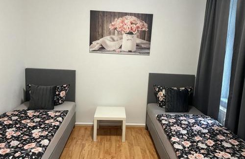 Bruhlervorstadt Apartamento | Peter