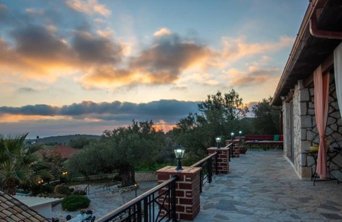 Maries Casa | Petia's cottage house w/ stunning sunset*sea view