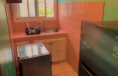 Komo-Mondah Apartamento | Petit appartement cosy avec parking.