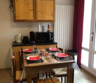 Mont-de-Lans Apartamento | Petit appartement Labellisé Les 2 Alpes résidence Arc en Ciel télésiège Petite Aiguille