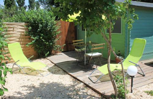 Le Beausset Casa | Petit chalet climatisé avec jacuzzi privé