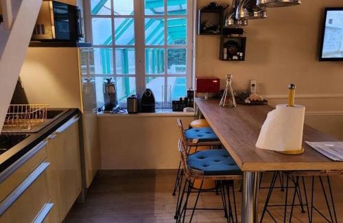 Le Pin-au-Haras Chalet De Esquí | Petit Chalet romantique en normandie