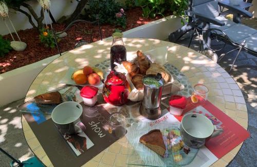 Vals-les-Bains Cama Y Desayuno | Petit coin de paradis